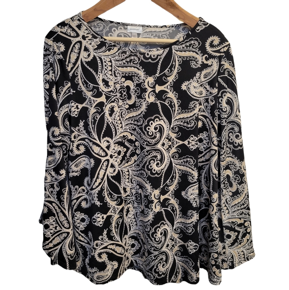 Avenue 3X Black & Cream Paisley Split Bell Sleeve Top Textured Boho 22/24w